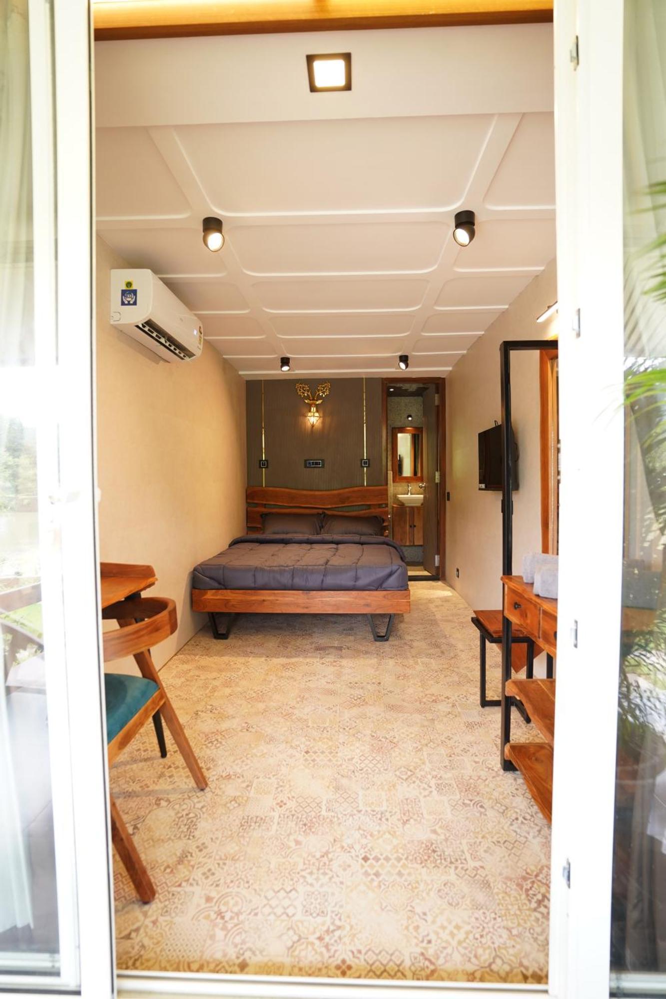 The Boat Club,Karjat Hotel Exterior foto