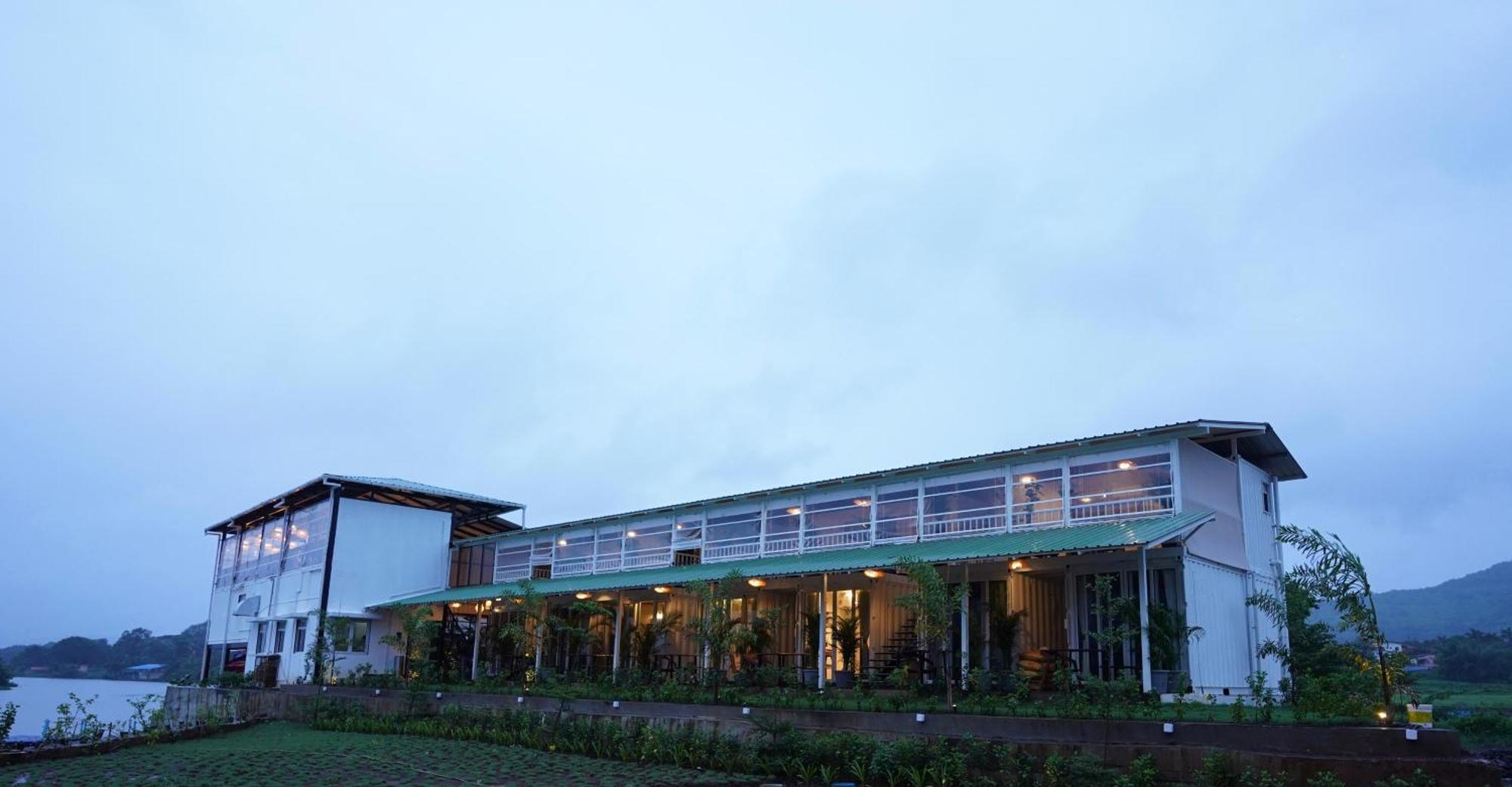 The Boat Club,Karjat Hotel Exterior foto